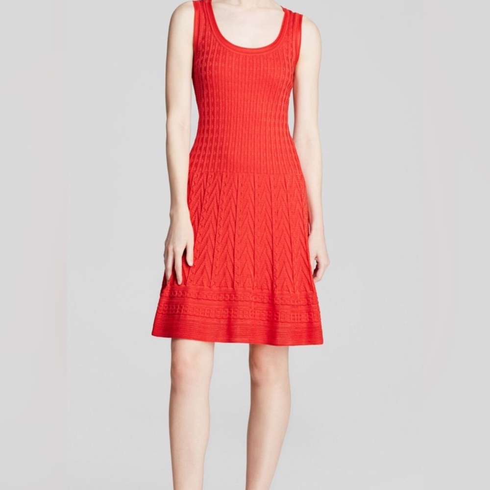 Missoni M Scarlet Red Textured Knit Fully Lined Dress - size 46 (US 10/M)